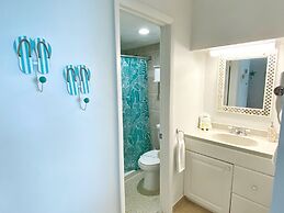 Pirates Cove Resort Studios