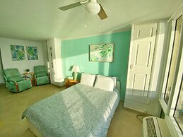 Pirates Cove Resort Studios