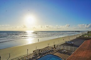 Pirates Cove Resort Studios