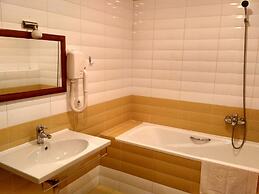 ZS Club Hotel