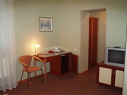 ZS Club Hotel