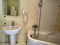 ZS Club Hotel