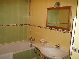 ZS Club Hotel