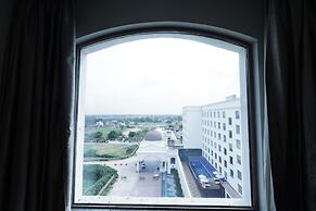 Ramada Plaza by Wyndham Lucknow