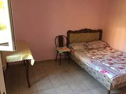 Khosrov Hotel