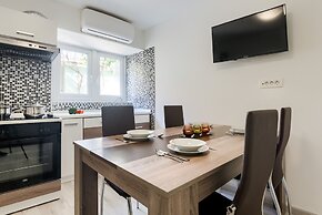 Andrea&Leon Apartments