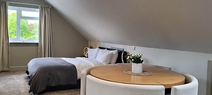 Apple Tree Place B&B