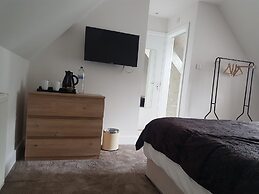 Apple Tree Place B&B