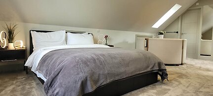 Apple Tree Place B&B
