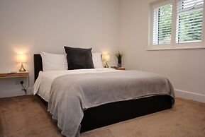 Apple Tree Place B&B