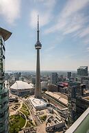 Elegant condo with stunning lake & views