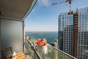 Elegant condo with stunning lake & views