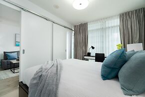 Modern Condo in Financial District