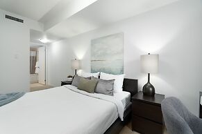 Modern Condo in Financial District