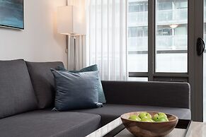 Modern Condo in Financial District