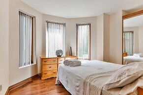 Stunning Victorian House in the Annex