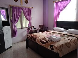 Trivadoh Syariah Hotel