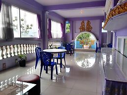 Trivadoh Syariah Hotel