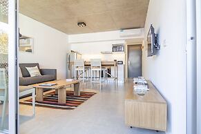 Floralis Suites by Be Local