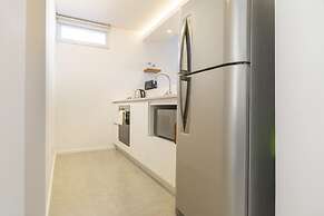 Floralis Suites by Be Local