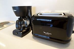 Floralis Suites by Be Local