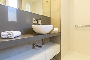 Floralis Suites by Be Local