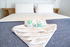 Floralis Suites by Be Local