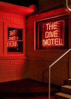 The Dive Motel & Swim Club