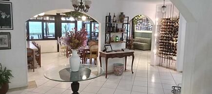 Atlantico Hotel