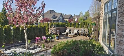 Sunny Island by White Rock B&B