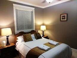 Sunny Island by White Rock B&B