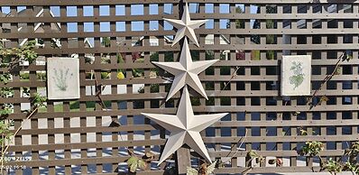 Sunny Island by White Rock B&B