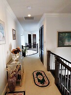 Sunny Island by White Rock B&B