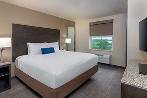 Ameniti Bay, BW Signature Collection