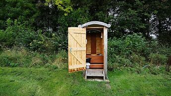 Showman's Hut @ Westcote