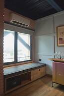 The Somos Beats Hotel & Rooftop