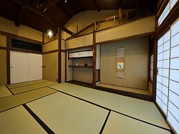 Rinn Premium Machiya Townhouse Kyoto Nijo Castle North