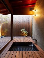 Rinn Premium Machiya Townhouse Kyoto Nijo Castle North