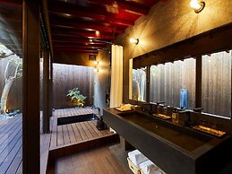 Rinn Premium Machiya Townhouse Kyoto Nijo Castle North