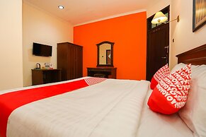 OYO 1225 Hotel Dibino