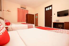 OYO 1225 Hotel Dibino