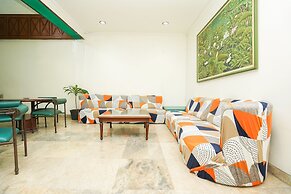 OYO 1225 Hotel Dibino