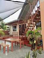 Evangeline Garden and Lodge