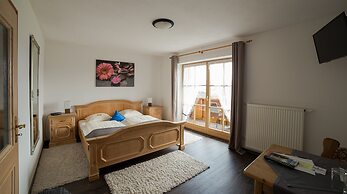 Berggasthof Hotel Weingarten