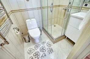 Apartments on Italianskaya 11