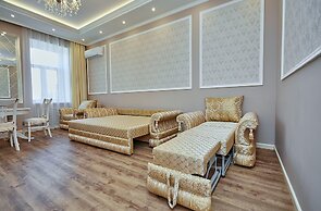 Apartments on Italianskaya 11