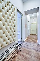 Apartments on Italianskaya 11