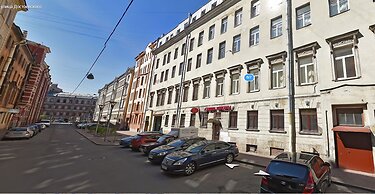 Apartments on Malaya Moskovskaya 6-7