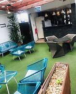 H21 Apartments & Lounge