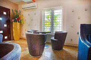 H21 Apartments & Lounge